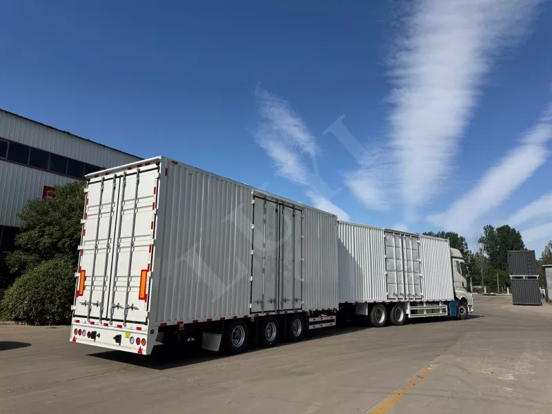 ¿Cómo se carga y flexibilidad en el semirremolque de la camioneta en tándem? ​