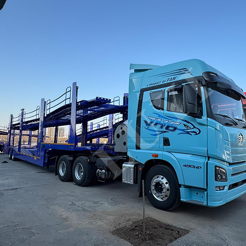 ¡Satisfaciendo con precisión las necesidades logísticas! Semirremolque portavehículos Luyi para 8 vehículos entregado a Mozambique