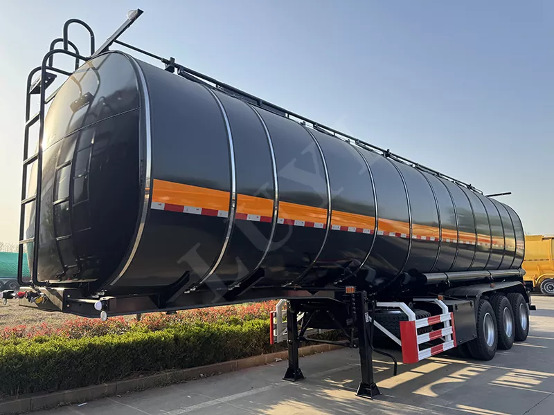 3 ejes de transporte de asfalto