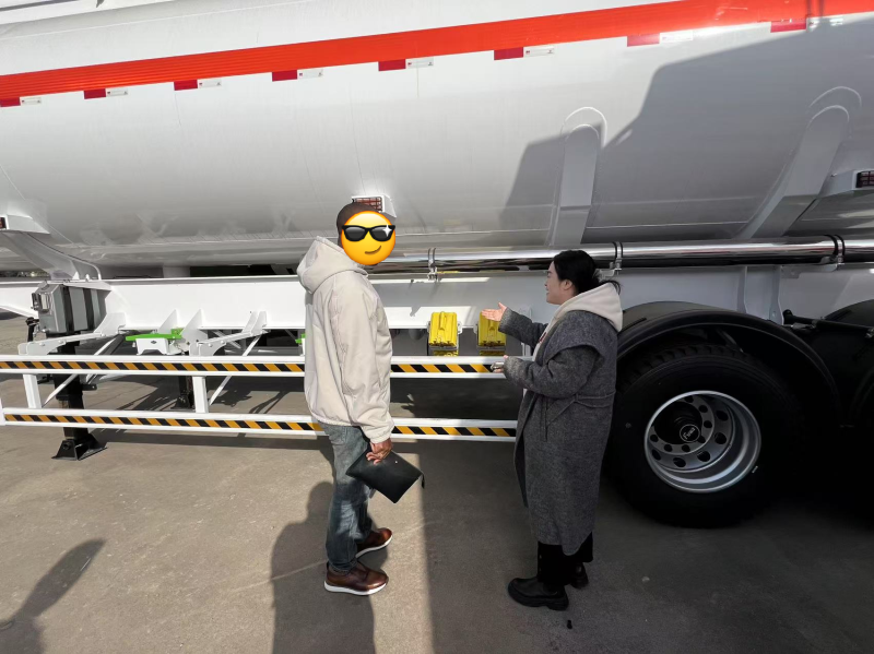 Cómo Luyi Auto ayudó a una empresa de distribución de combustible de Malí a mejorar la seguridad, la capacidad y la confiabilidad del transporte de combustible