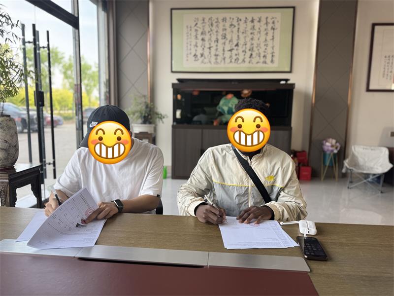 Cómo LUYI ganó un pedido de camión cisterna de cemento en Mozambique mediante inspección de fábrica e ingeniería personalizada