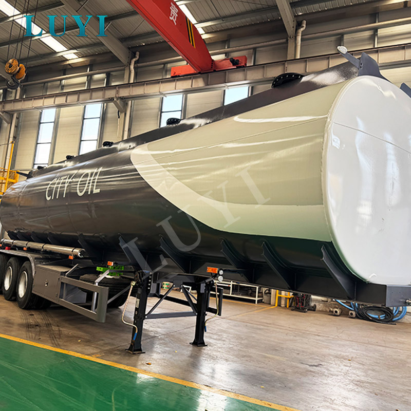 Semirremolque con tanque de aceite de 40.000 litros y 3 ejes a precio de fábrica de LUYI