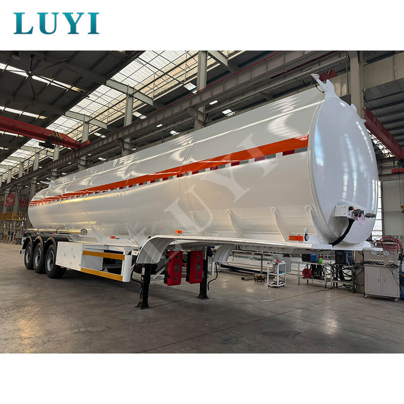 Impulsando el crecimiento de Portugal: por qué un líder logístico europeo eligió Luyi Auto para el transporte de maquinaria pesada Impulsando el crecimiento de Portugal: por qué un líder logístico europeo eligió Luyi Auto para el transporte de maquinaria pesada